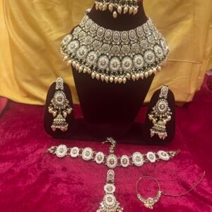 Exquisite Jewellery set