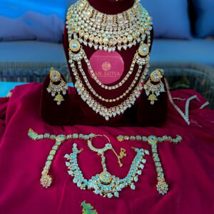 White Kundan  Bridal Jewelry Set